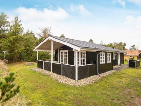Three-Bedroom Holiday home in Oksbøl 43